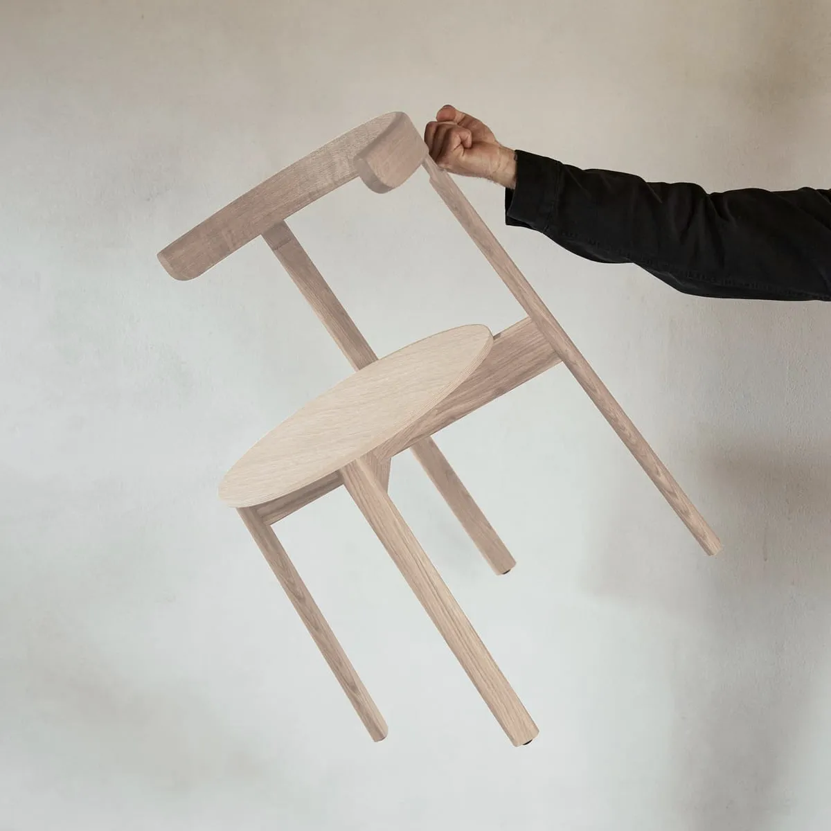 Form & Refine - Lunar Chair, white oiled oak / brown (Hallingdal 65)