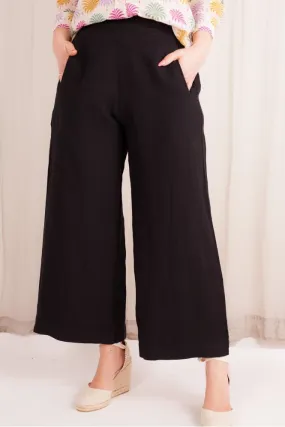 Skara Pant in Black    